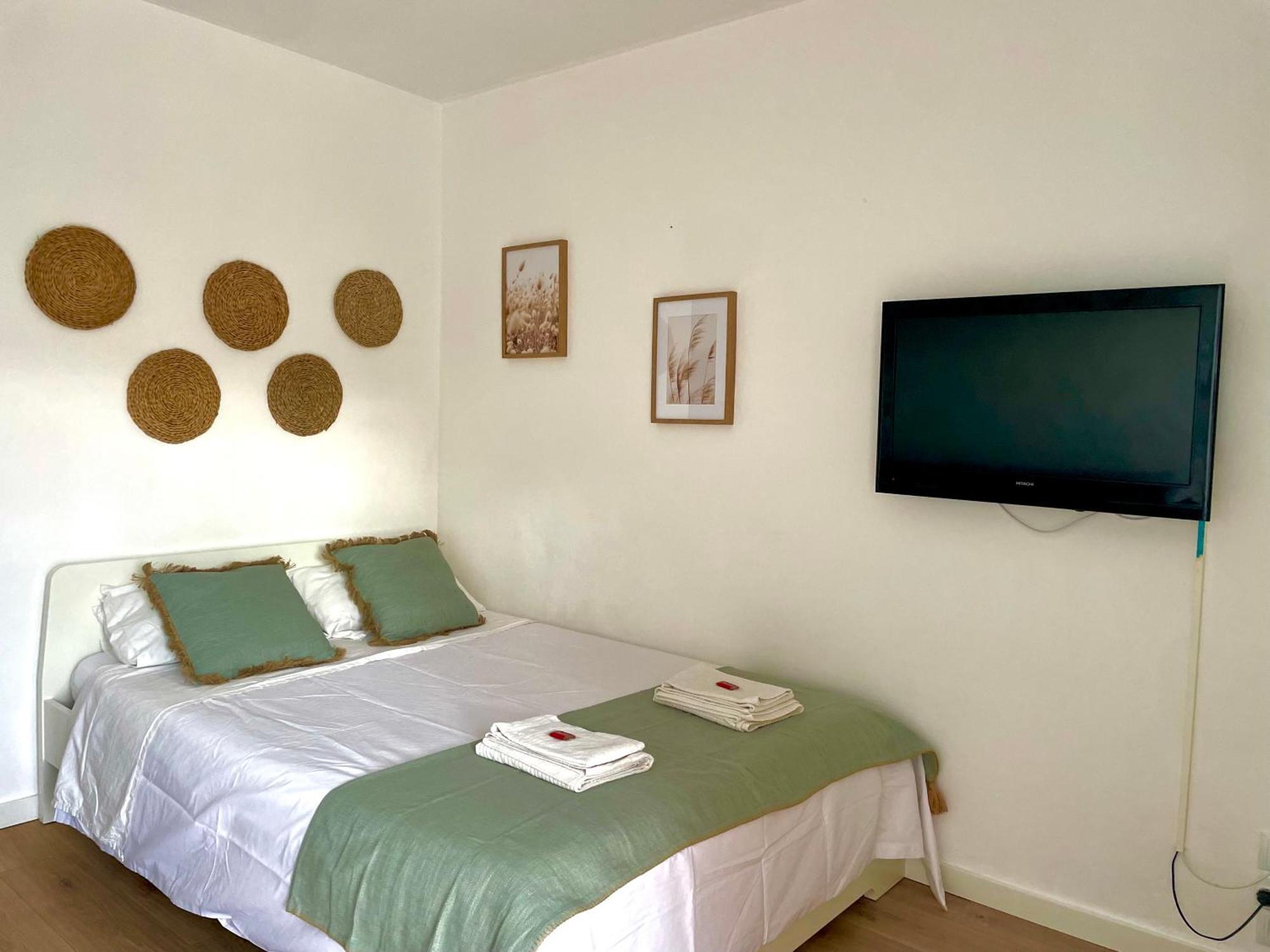 בנאלמדנה Luxury Suites Sunset Beach מראה חיצוני תמונה