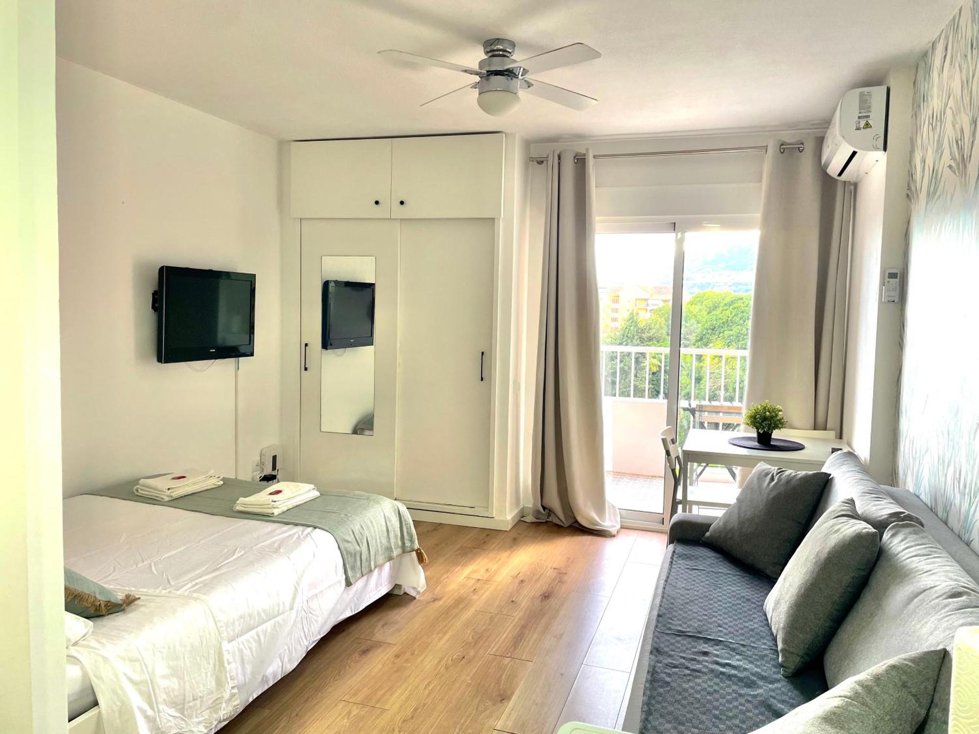 בנאלמדנה Luxury Suites Sunset Beach מראה חיצוני תמונה