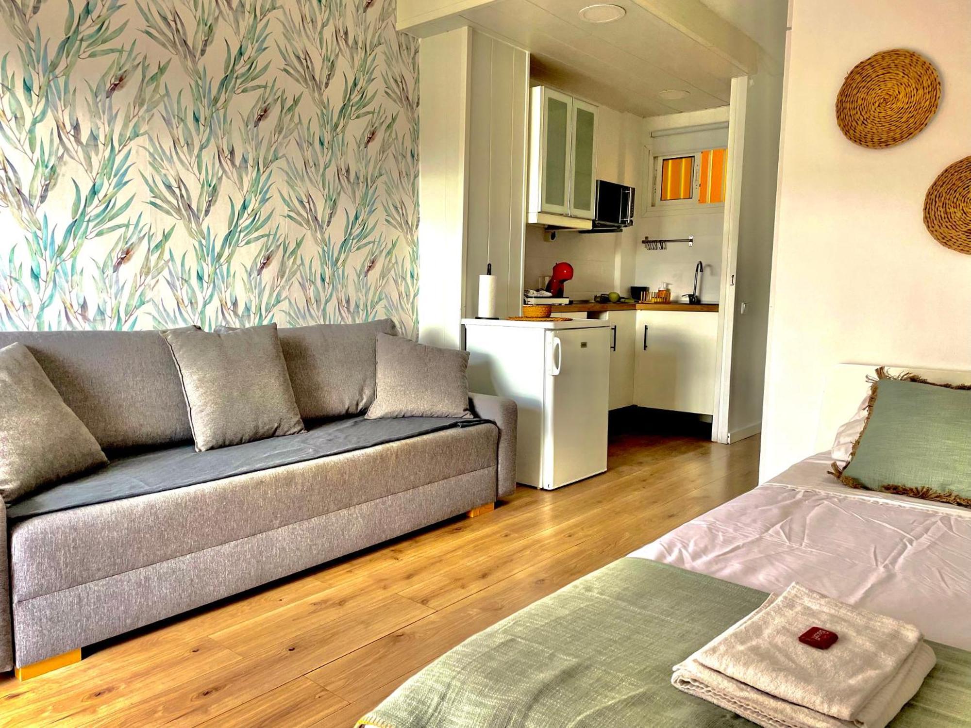 בנאלמדנה Luxury Suites Sunset Beach מראה חיצוני תמונה