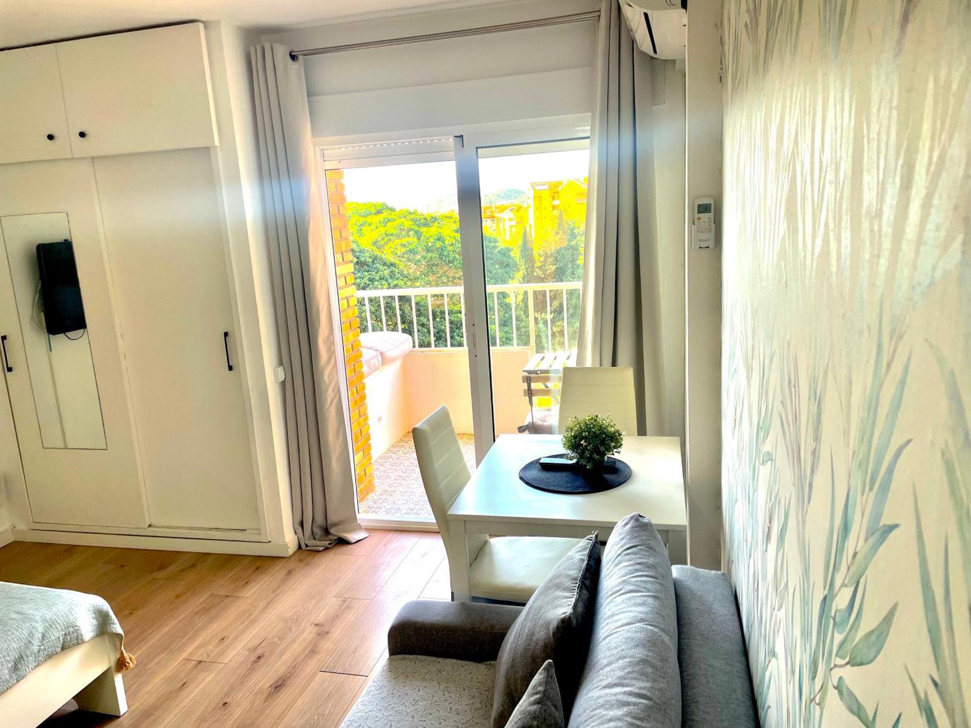 בנאלמדנה Luxury Suites Sunset Beach מראה חיצוני תמונה